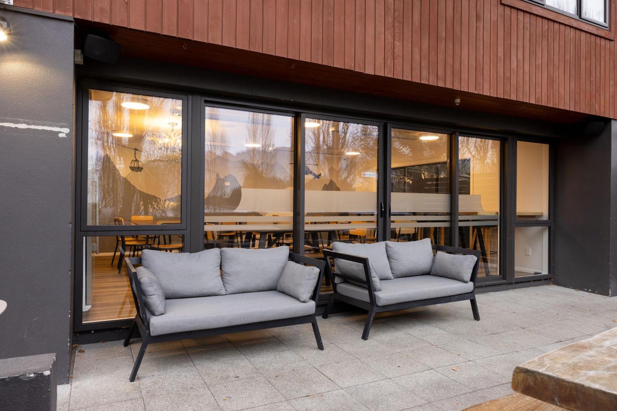 Haka House Queenstown Lakefront Bagian luar foto