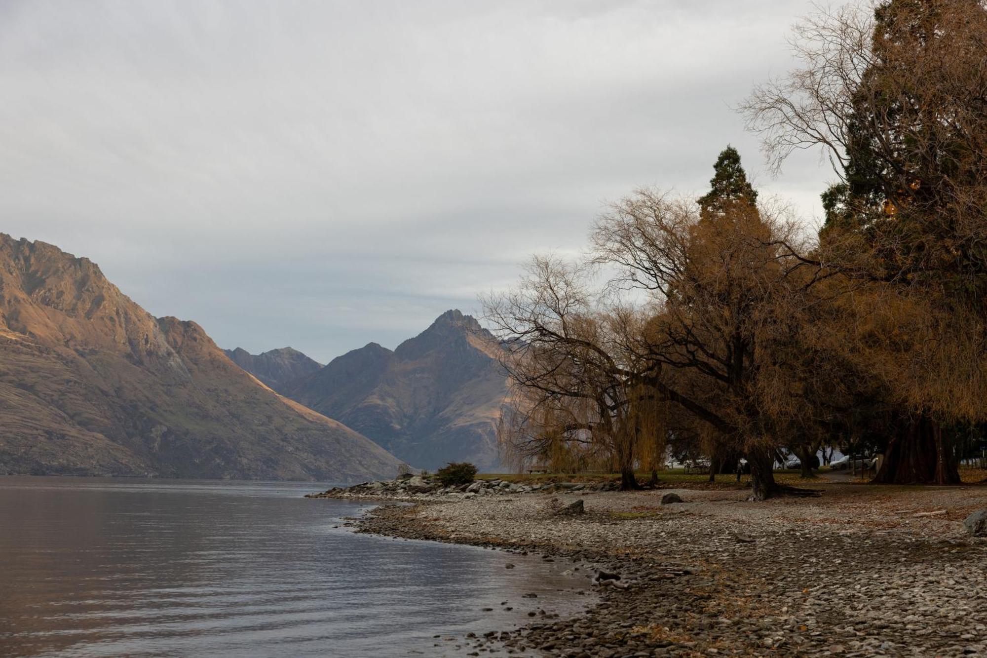 Haka House Queenstown Lakefront Bagian luar foto